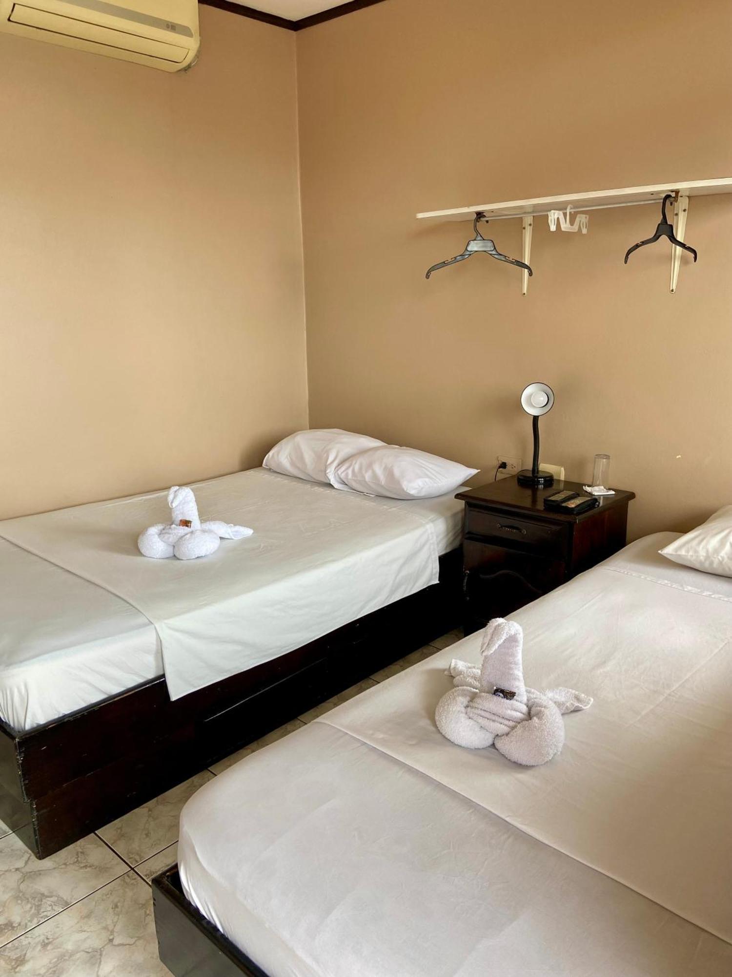 Hotel Costa Del Sol Puerto Limon Exteriér fotografie